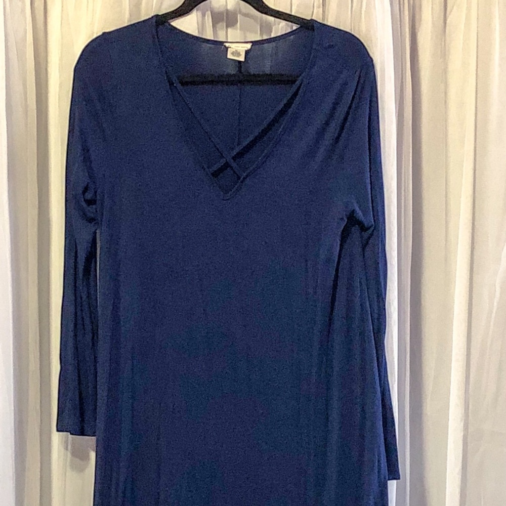 Caged v-neck shift dress